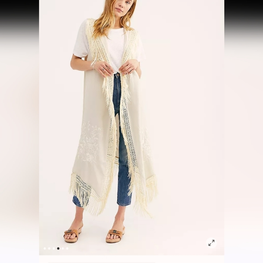 Free People Beige Sleeveless Long Embroidered Fringe Shawl Duster XS Bohemian